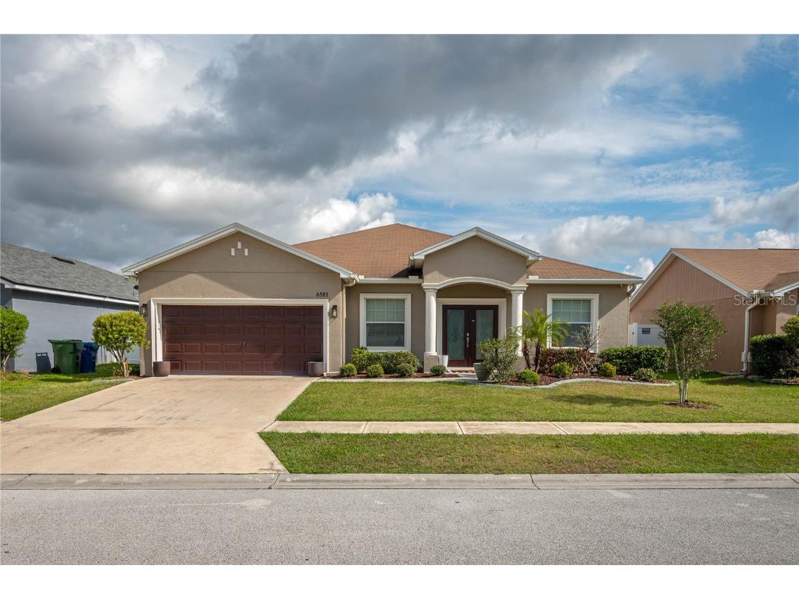 6581 Crescent Loop Winter Haven FL 33884 P4925192 image1