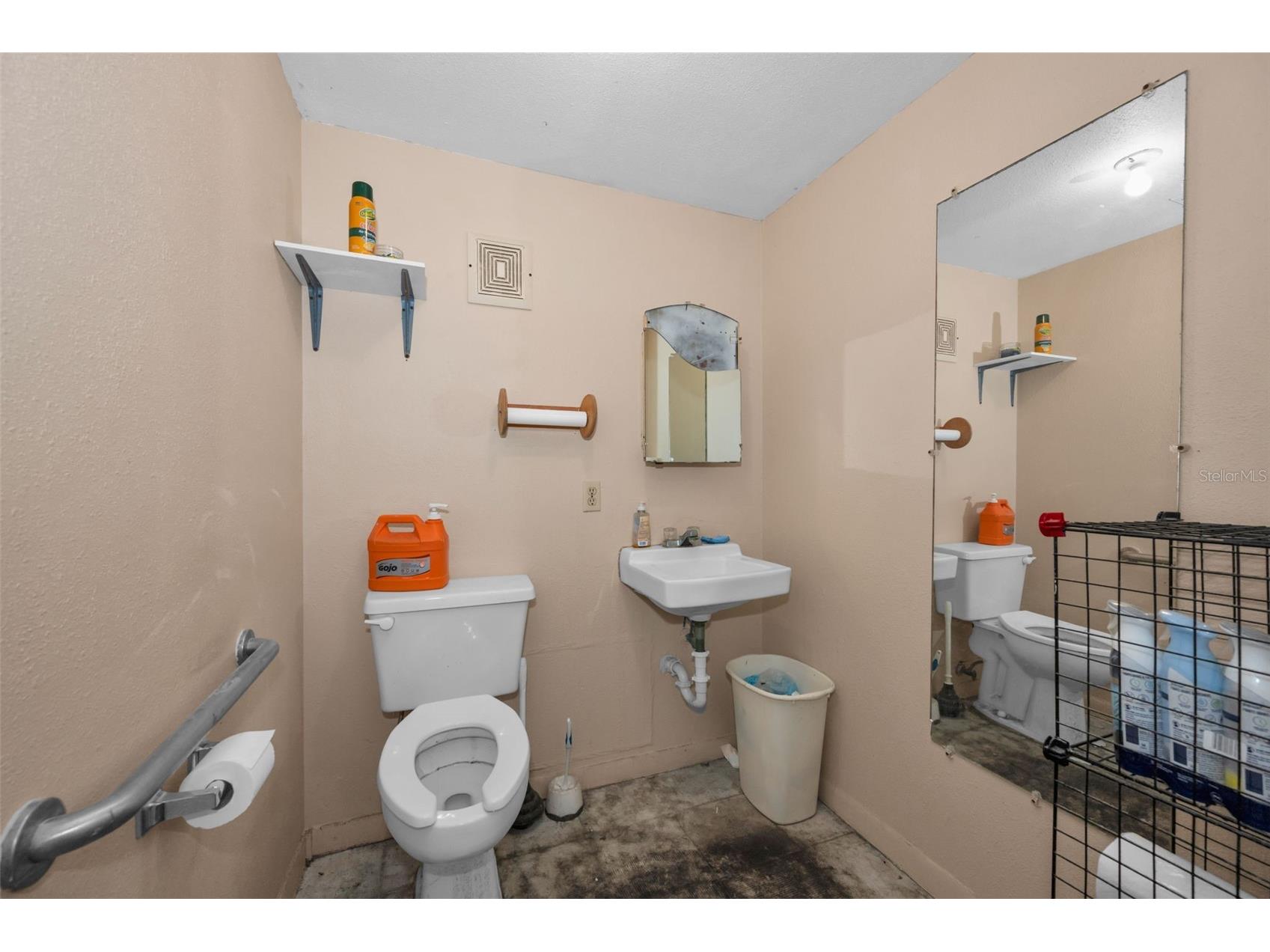 6581 Seminole Boulevard Seminole FL 33772 TB8515997 image30