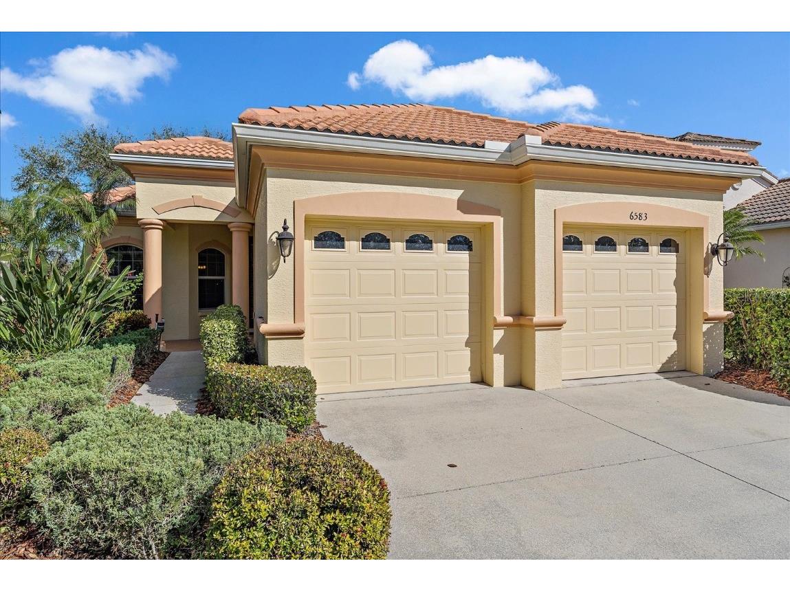 6583 Tailfeather Way Bradenton FL 34203 A4557285 image1