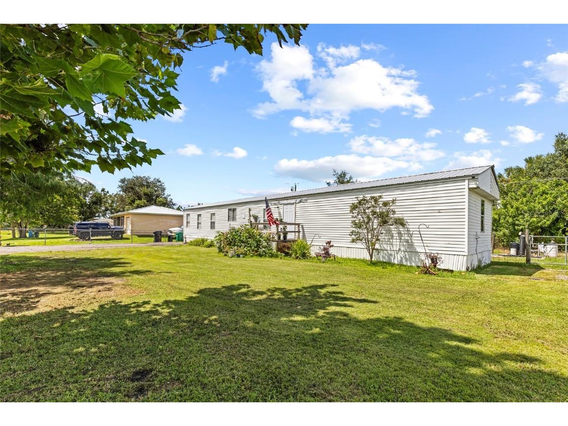6585 NE 7th Street Okeechobee FL 34974 OK225547 image3