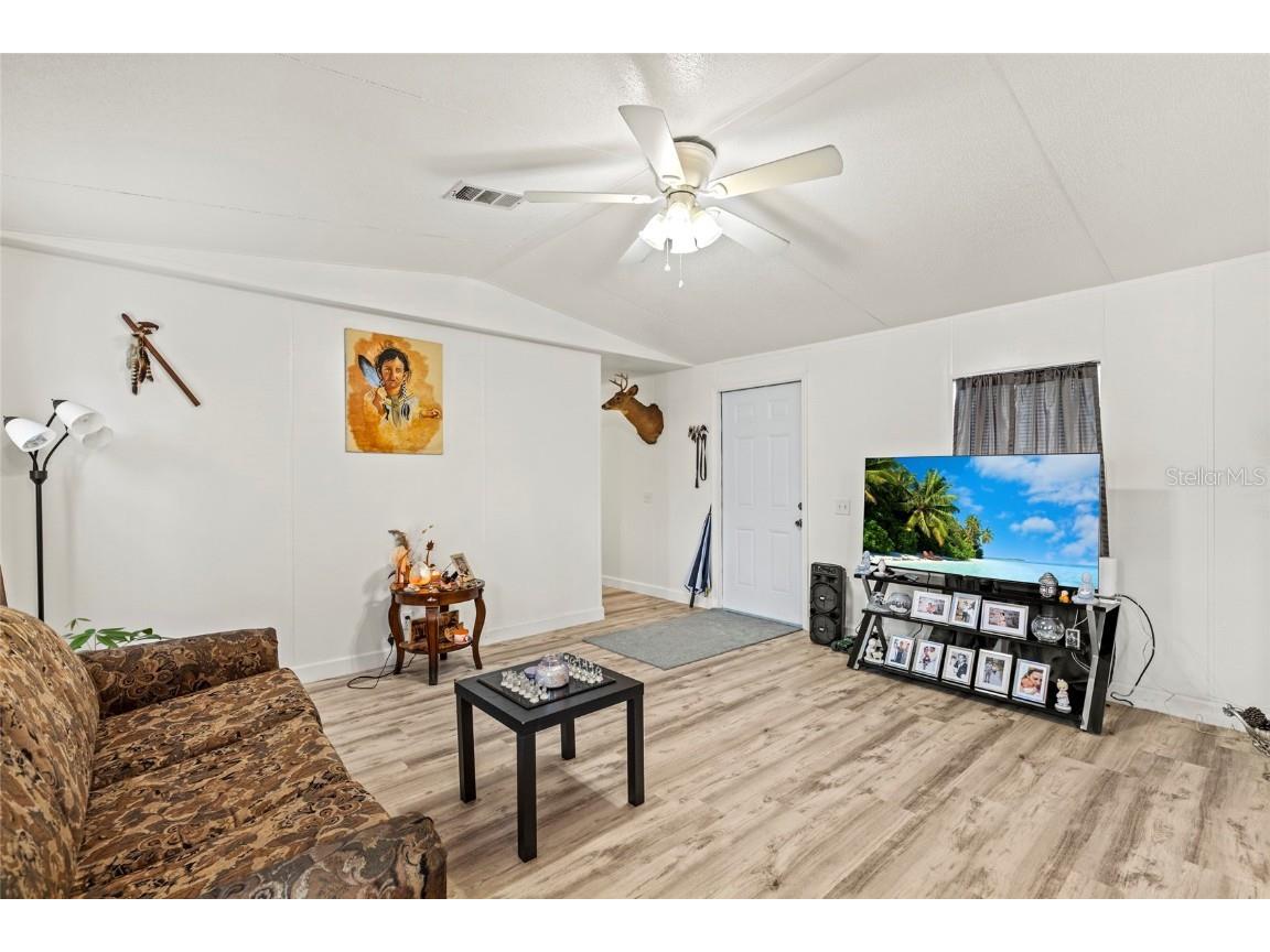 6585 NE 7th Street Okeechobee FL 34974 OK225547 image9
