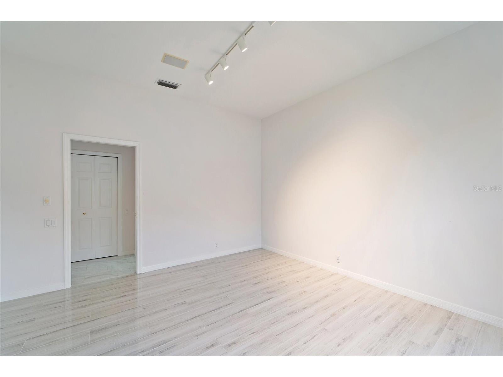 6585 Waters Edge Way Lakewood Ranch FL 34202 A4678812 image24