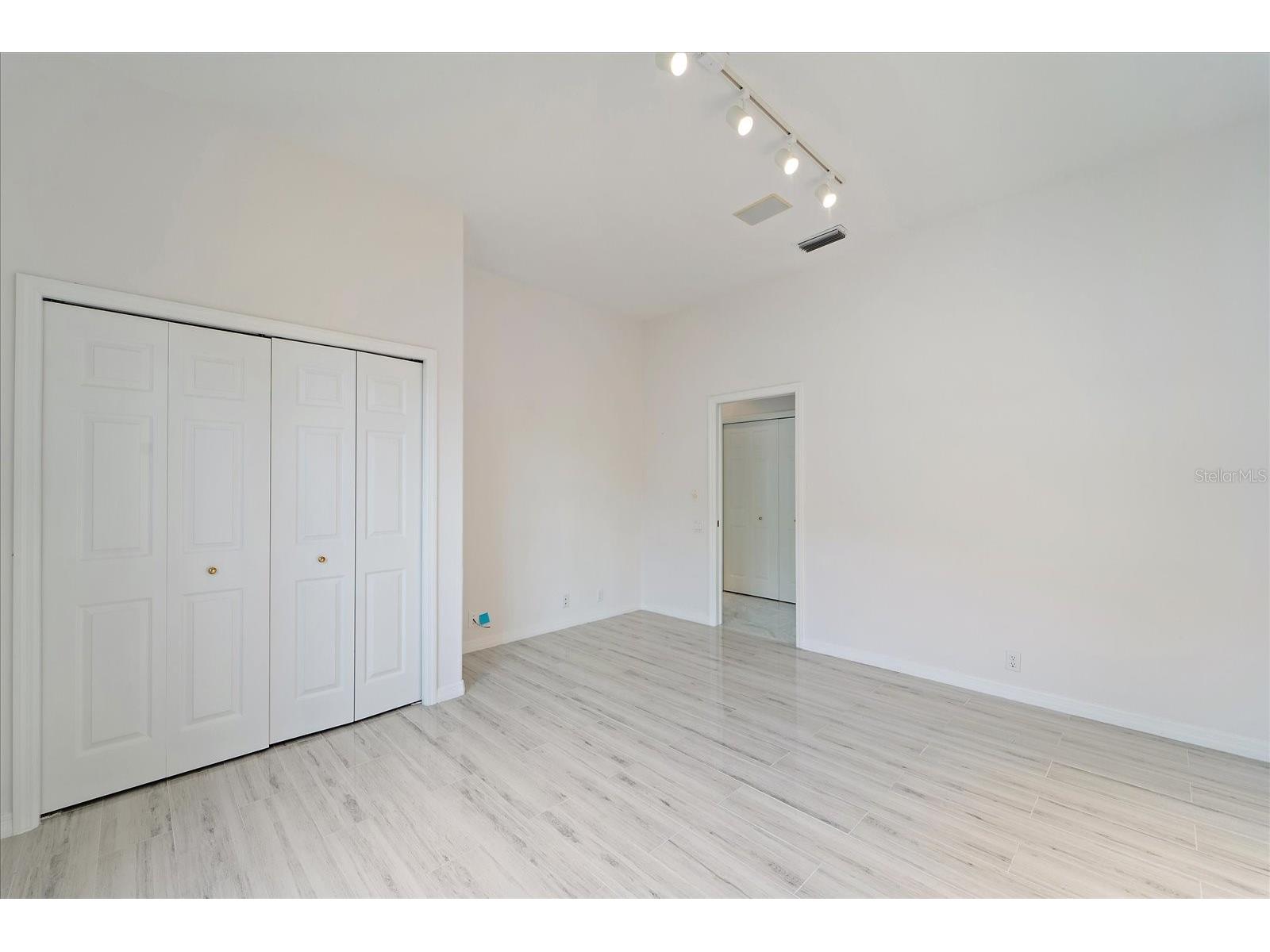 6585 Waters Edge Way Lakewood Ranch FL 34202 A4678812 image25