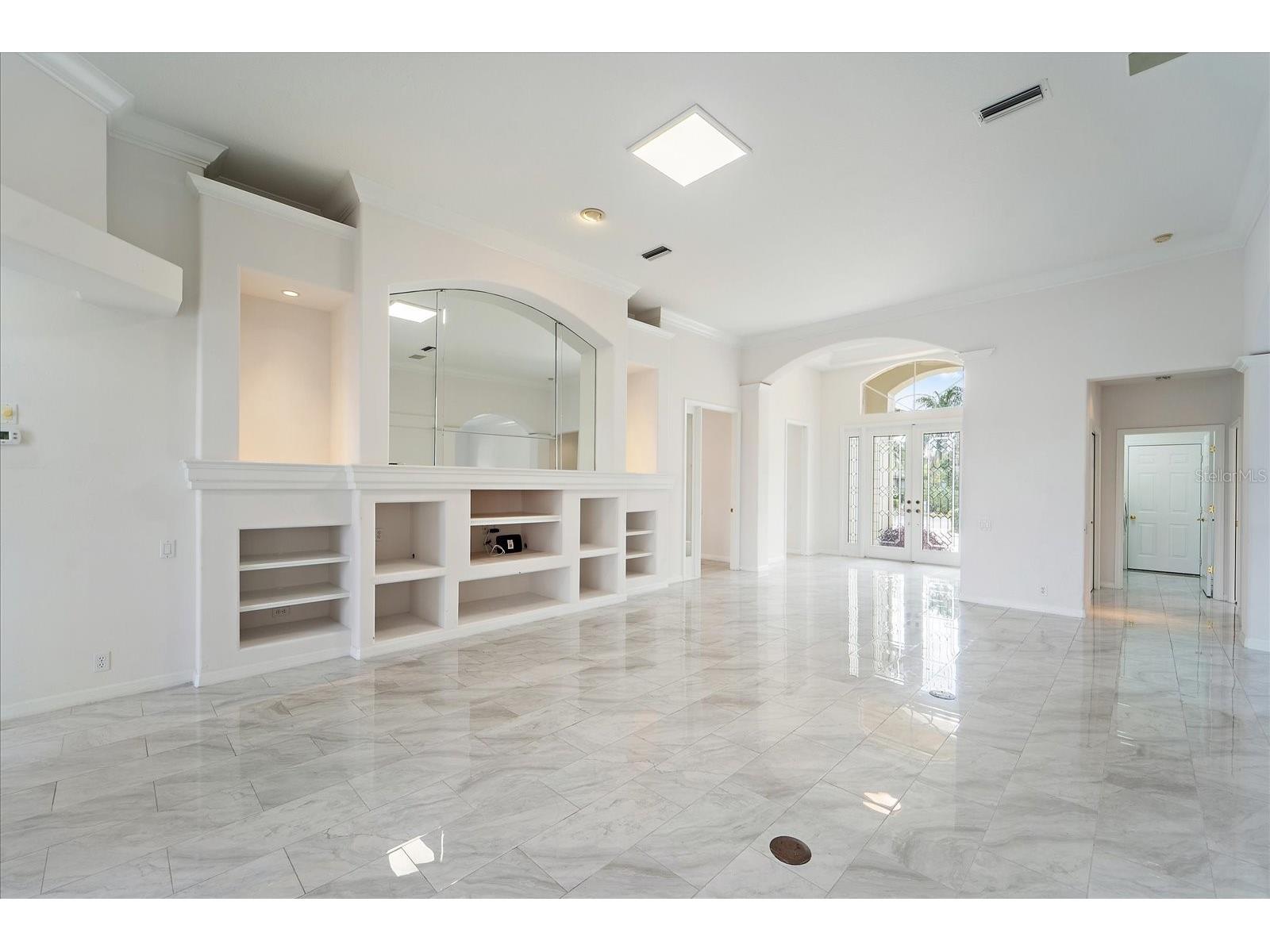 6585 Waters Edge Way Lakewood Ranch FL 34202 A4678812 image8