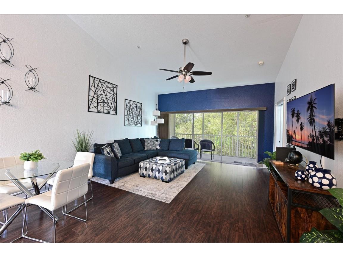 6589 Fairway Gardens Drive #202 Bradenton FL 34203 A4673665 image2