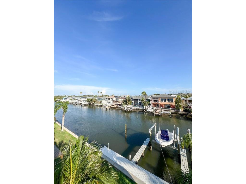 659 Garland Circle Indian Rocks Beach FL 33785 TB8390222 image3