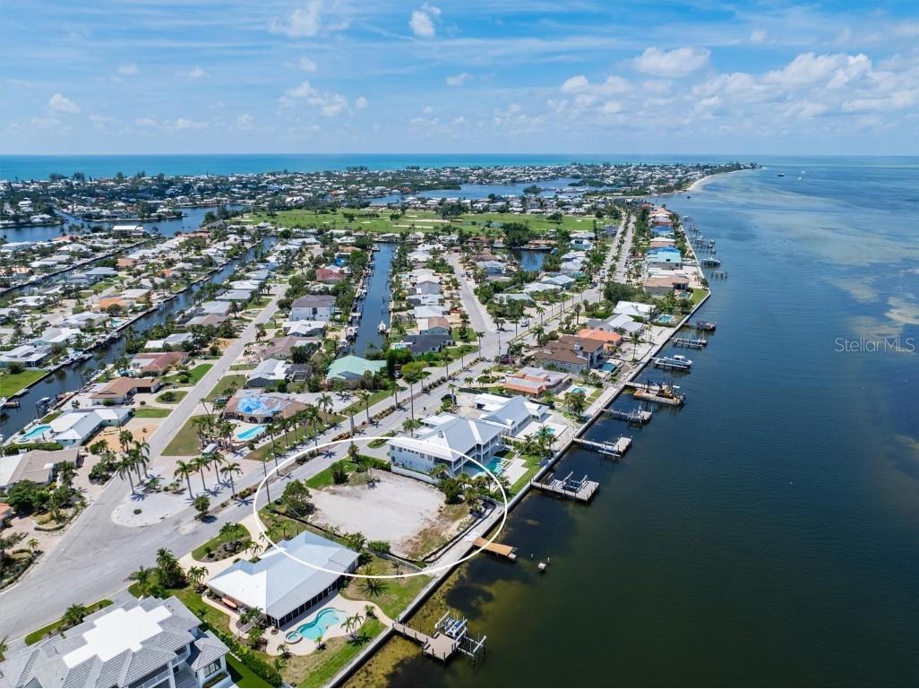 659 Key Royale Drive Holmes Beach FL 34217 - TAMPA BAY A4663623 image10