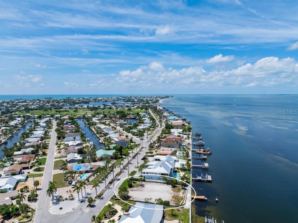 659 Key Royale Drive Holmes Beach FL 34217 - TAMPA BAY A4663623 image13