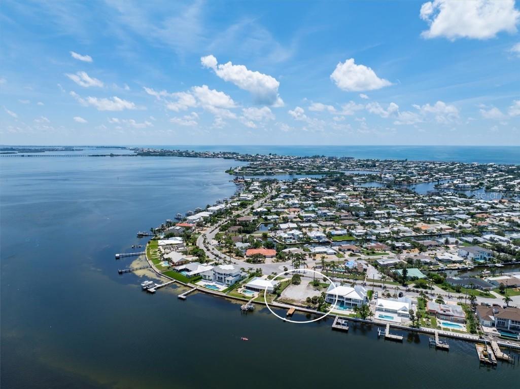 659 Key Royale Drive Holmes Beach FL 34217 - TAMPA BAY A4663623 image14