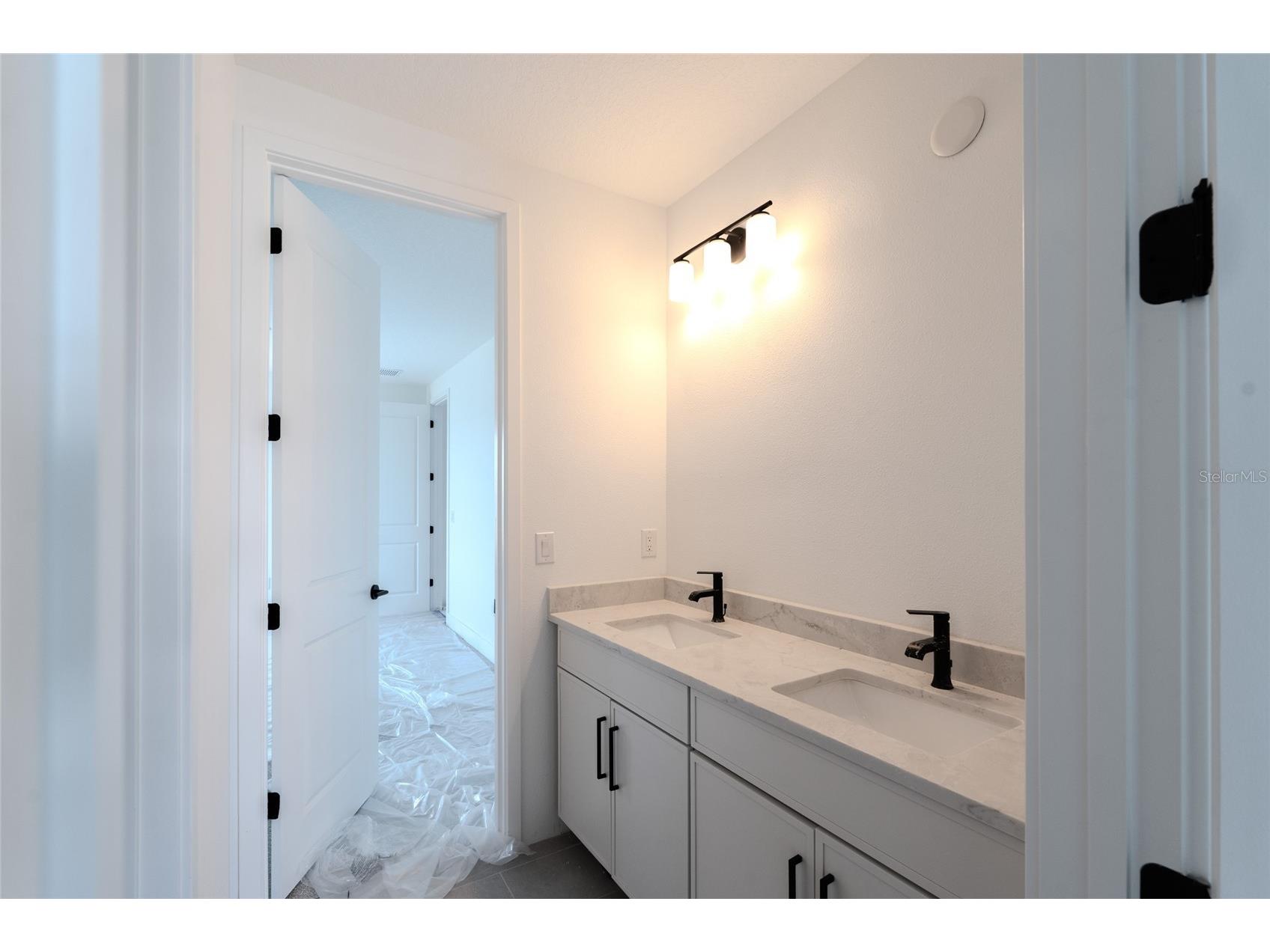659 Maldives Trail Sarasota FL 34234 A4683422 image15