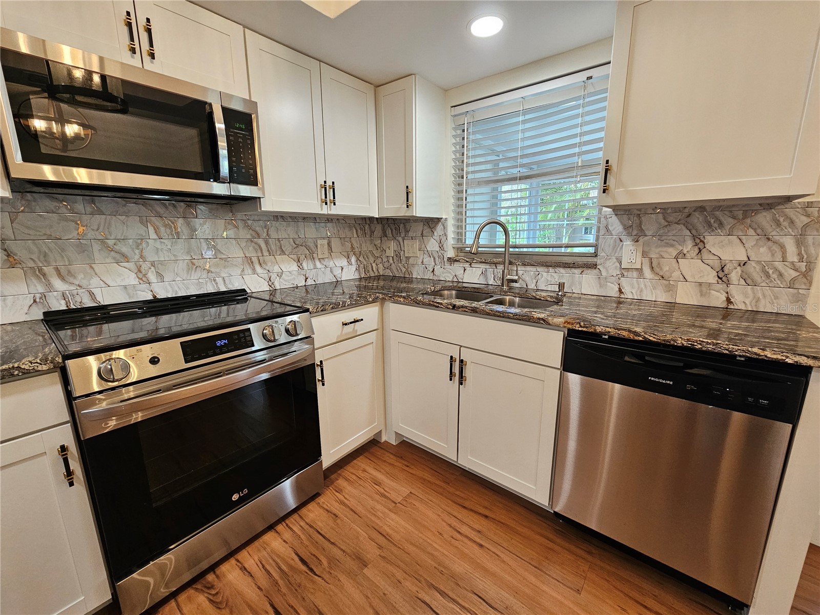 659 N Jefferson Avenue #659 Sarasota FL 34237 R4911133 image4