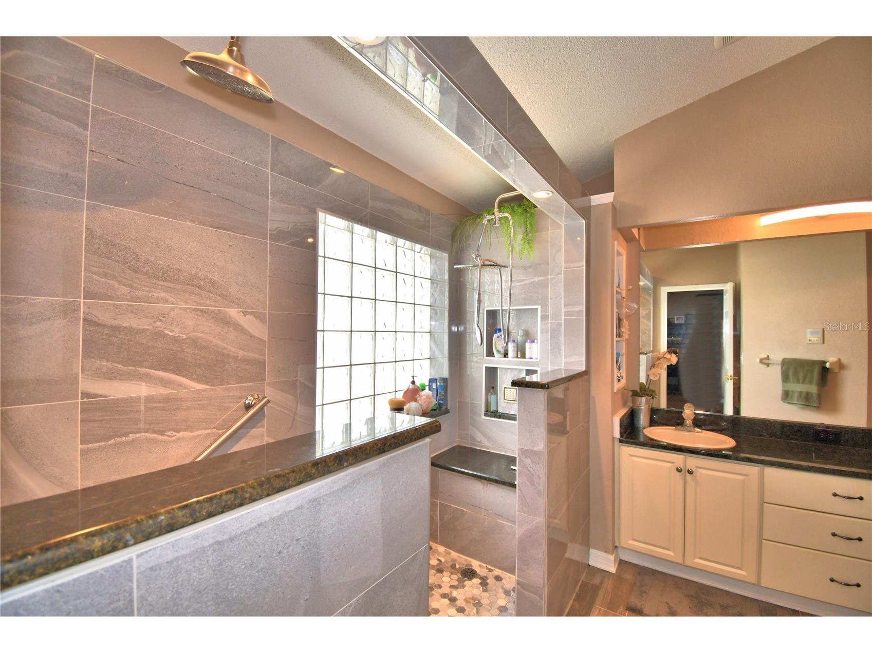 659 Sierra Circle Davenport FL 33837 P4938834 image24