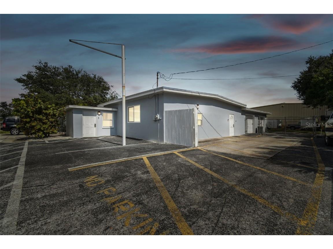 6590 68th Avenue N Pinellas Park FL 33781 U8208135 image1