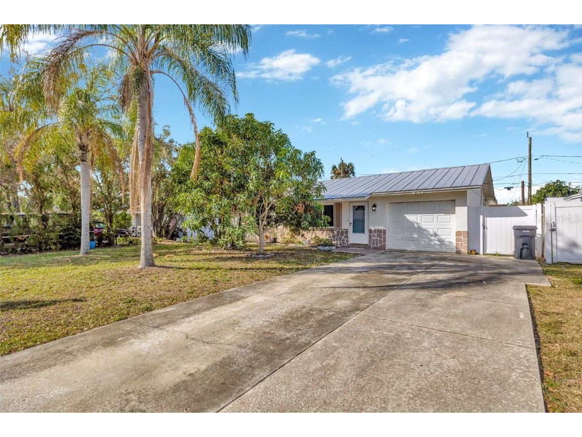 6598 26th Street N Saint Petersburg FL 33702 TB8324895 image1