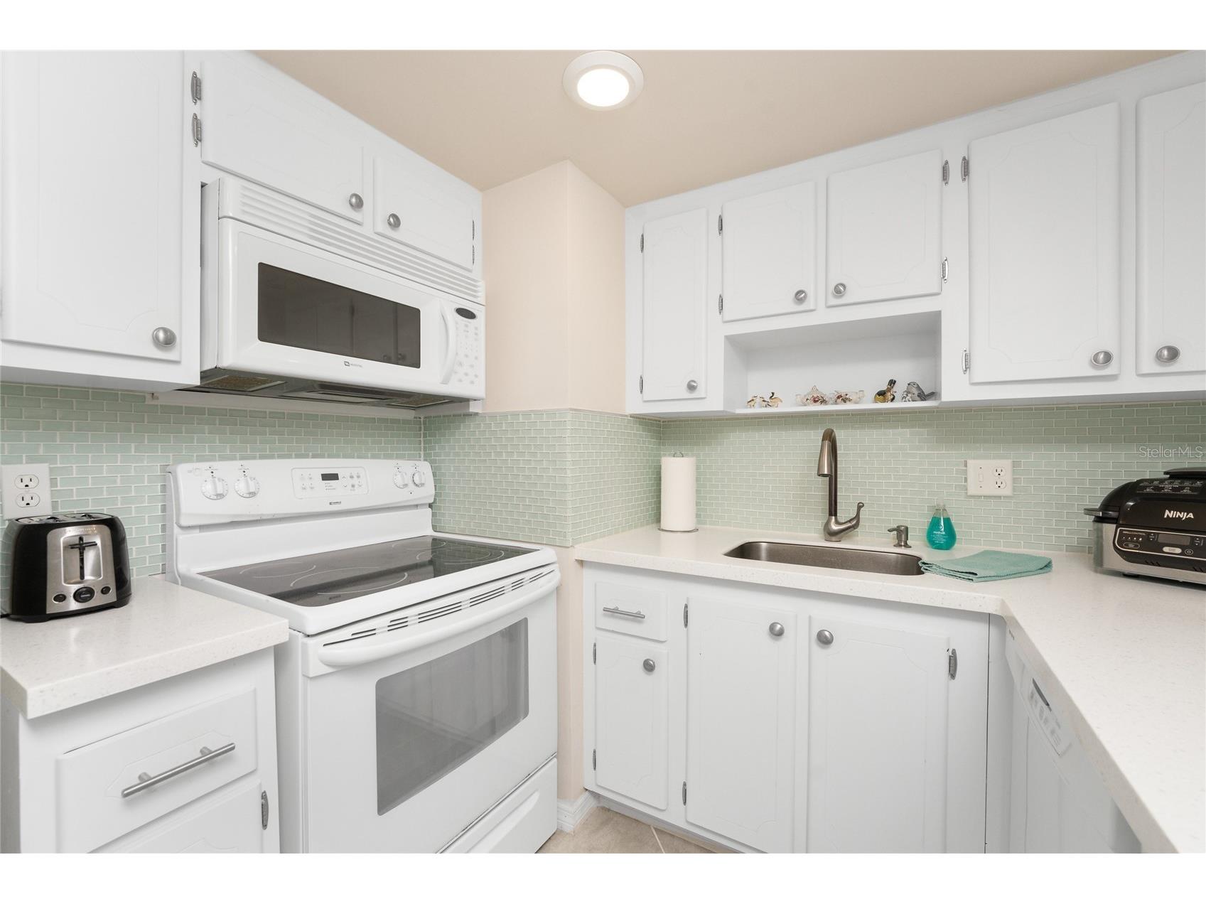 66 Boundary Boulevard #274 Rotonda West FL 33947 - ROTONDA RIVER D6145339 image12