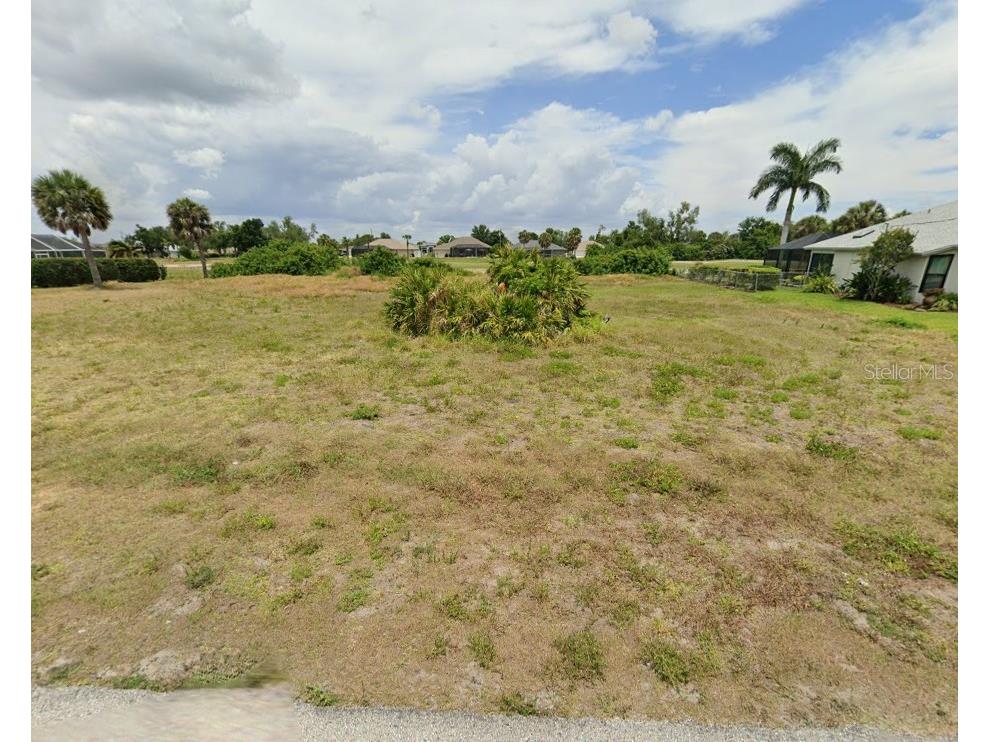 66 Fairway Road Rotonda West FL 33947 D6136928 image2
