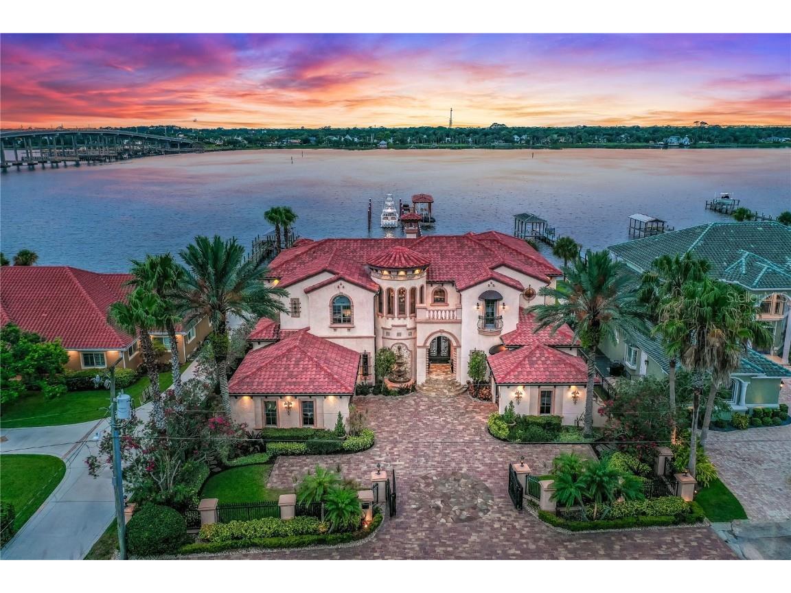 66 John Anderson Drive Ormond Beach FL 32176 - HALIFAX RIVER V4920114 image1