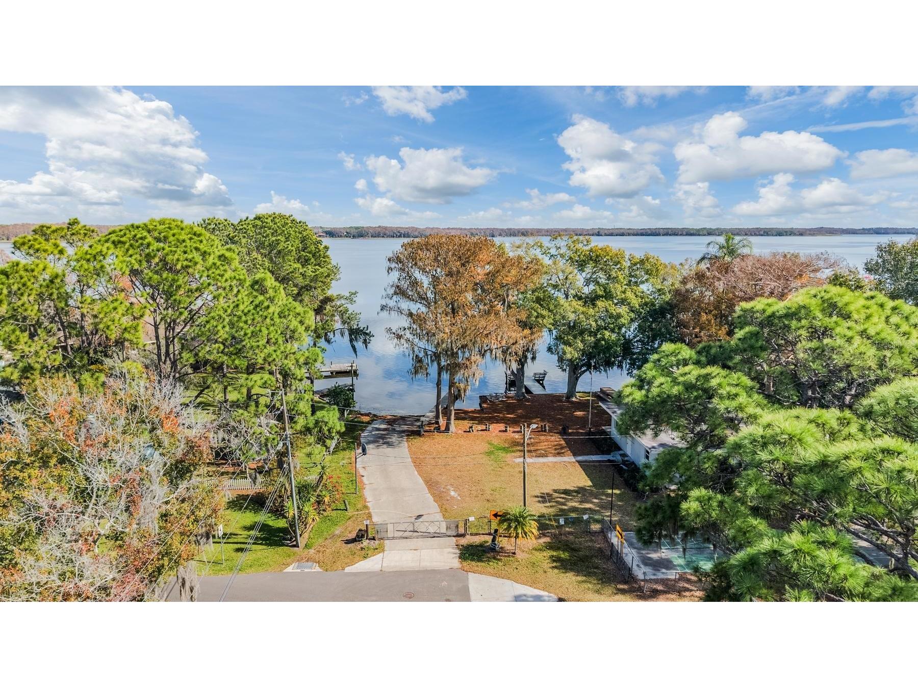 66 Lake Shore Drive Palm Harbor FL 34684 TB8467926 image32