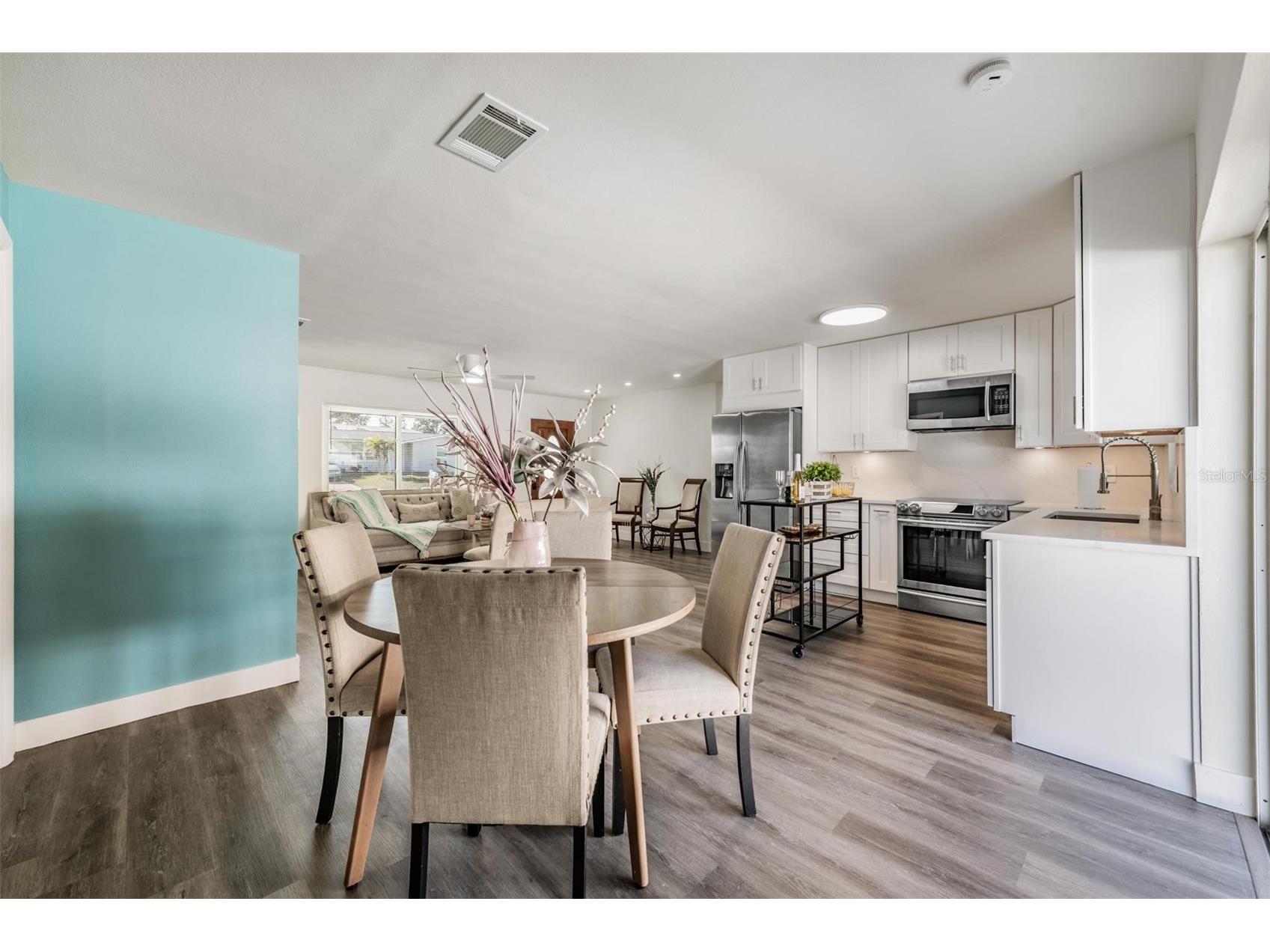 66 Lake Shore Drive Palm Harbor FL 34684 TB8467926 image6