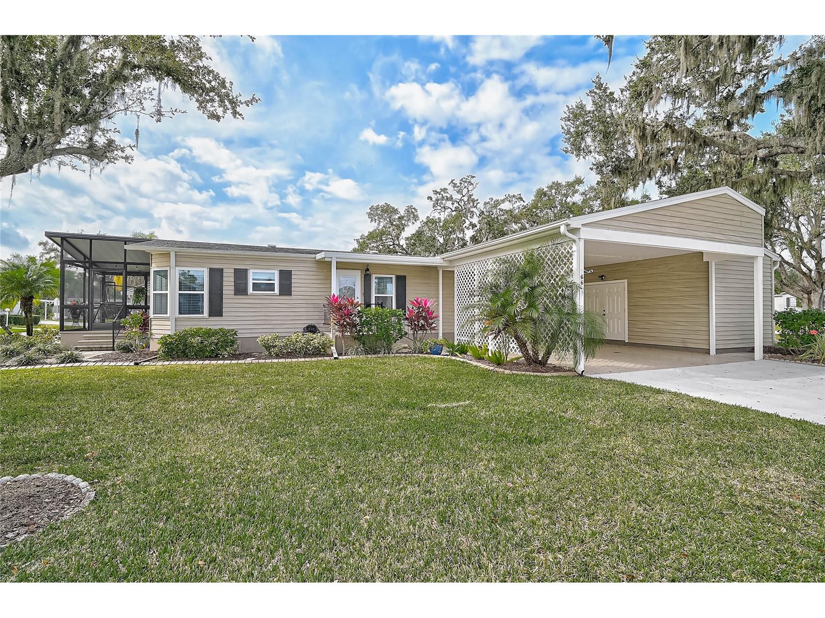 66 Meadowlark Circle Ellenton FL 34222 A4677527 image1