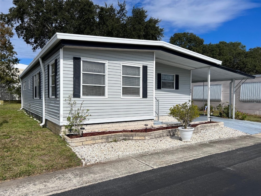 66 Royal Palm Circle Largo FL 33778 U8228633 image1