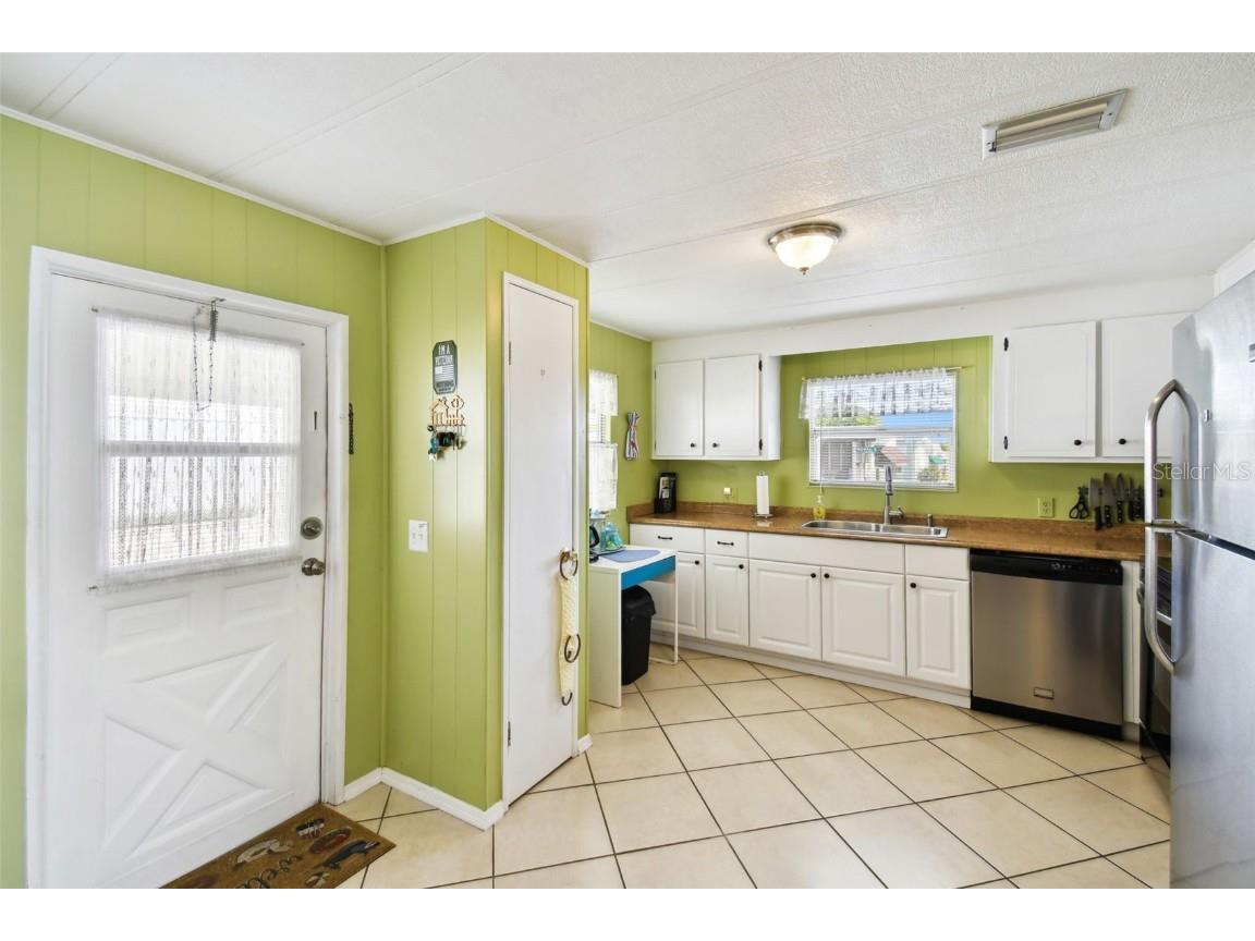 66 Royal Palm Circle Largo FL 33778 TB8373489 image10