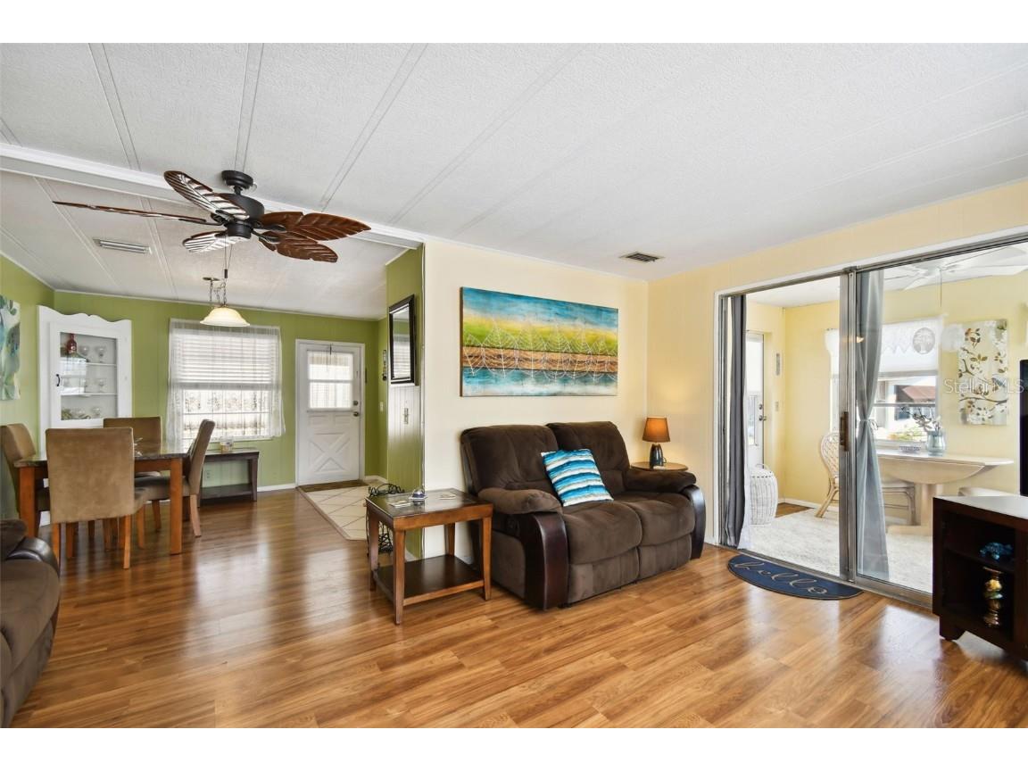 66 Royal Palm Circle Largo FL 33778 TB8373489 image25