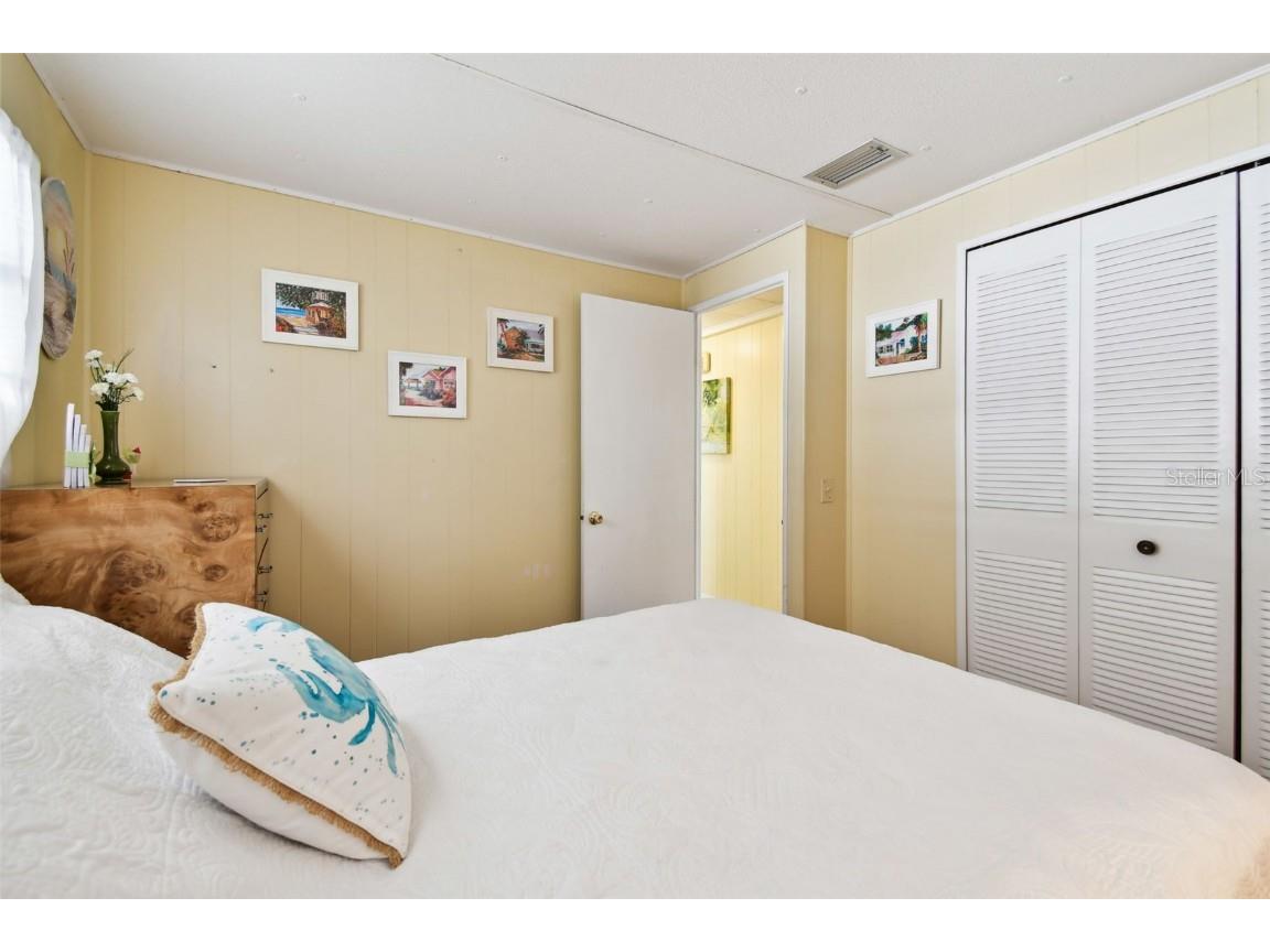 66 Royal Palm Circle Largo FL 33778 TB8373489 image32