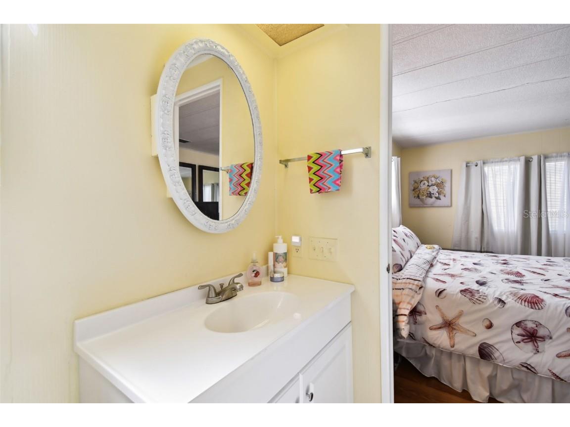 66 Royal Palm Circle Largo FL 33778 TB8373489 image46