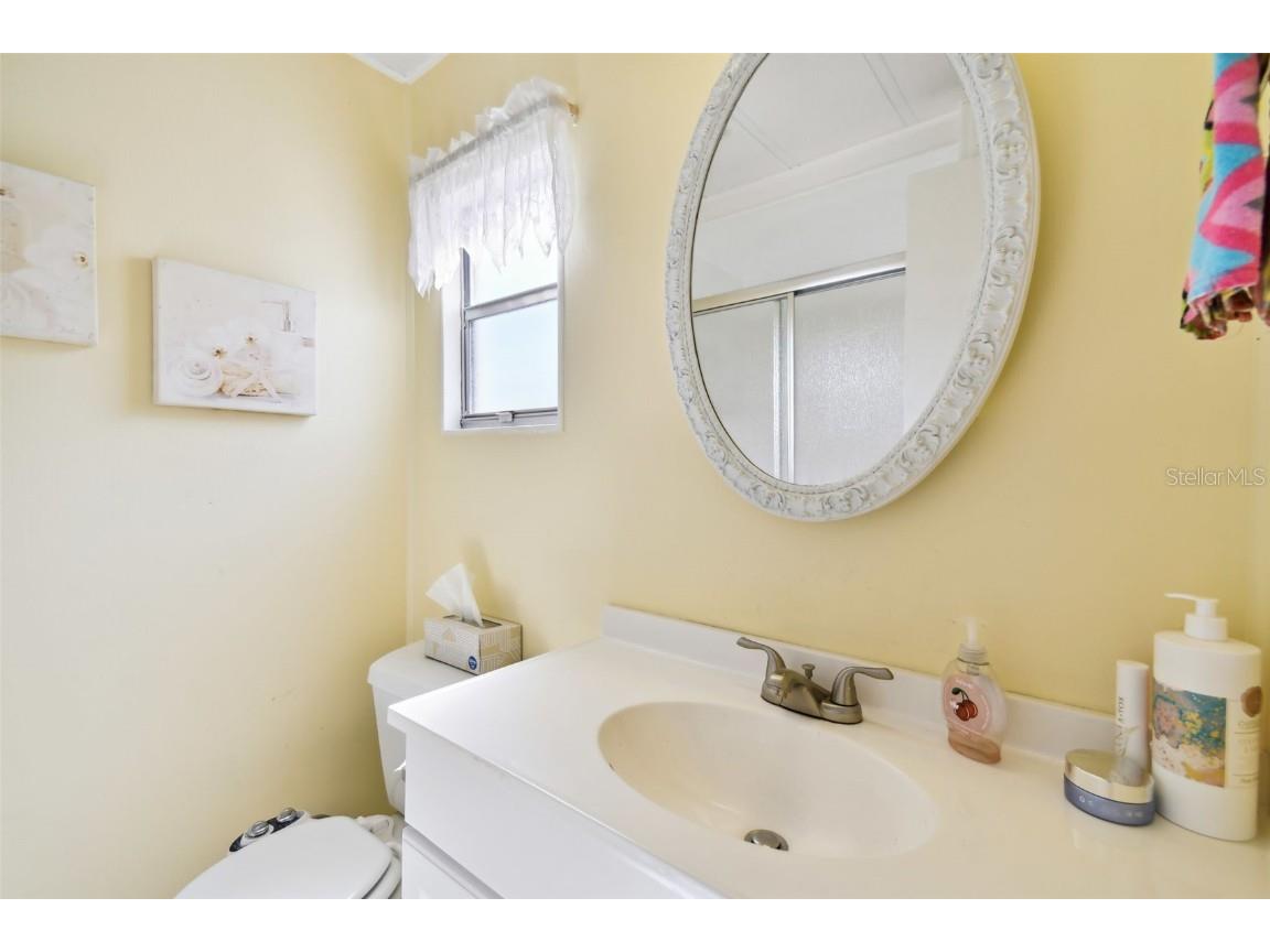 66 Royal Palm Circle Largo FL 33778 TB8373489 image48