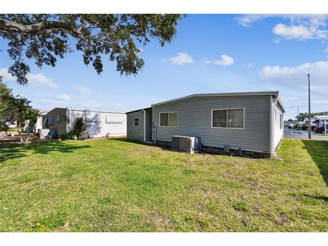 66 Royal Palm Circle Largo FL 33778 TB8373489 image54