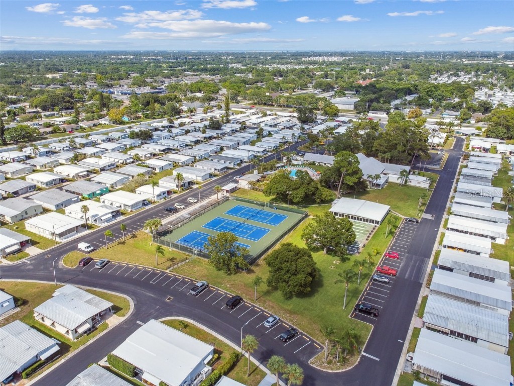 66 Royal Palm Circle Largo FL 33778 TB8373489 image74