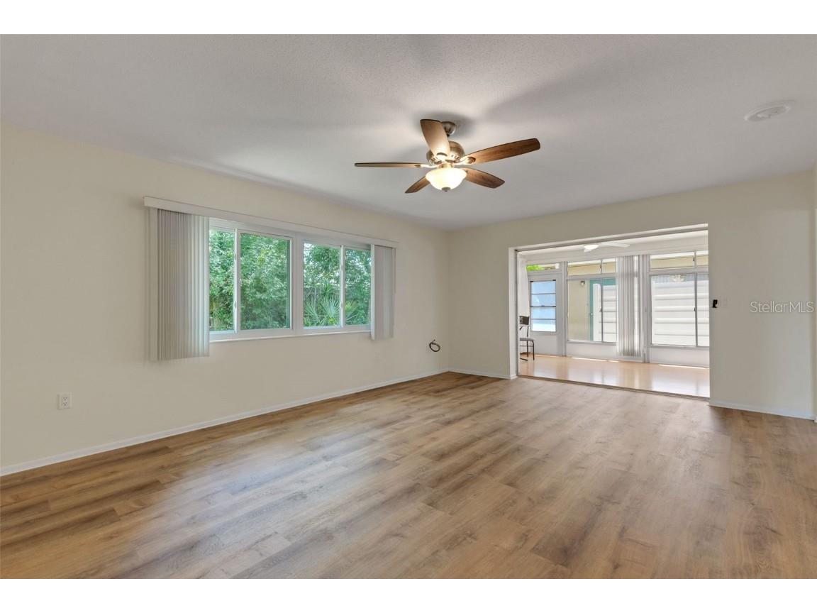 66 Strathmore Boulevard Sarasota FL 34233 A4663179 image10