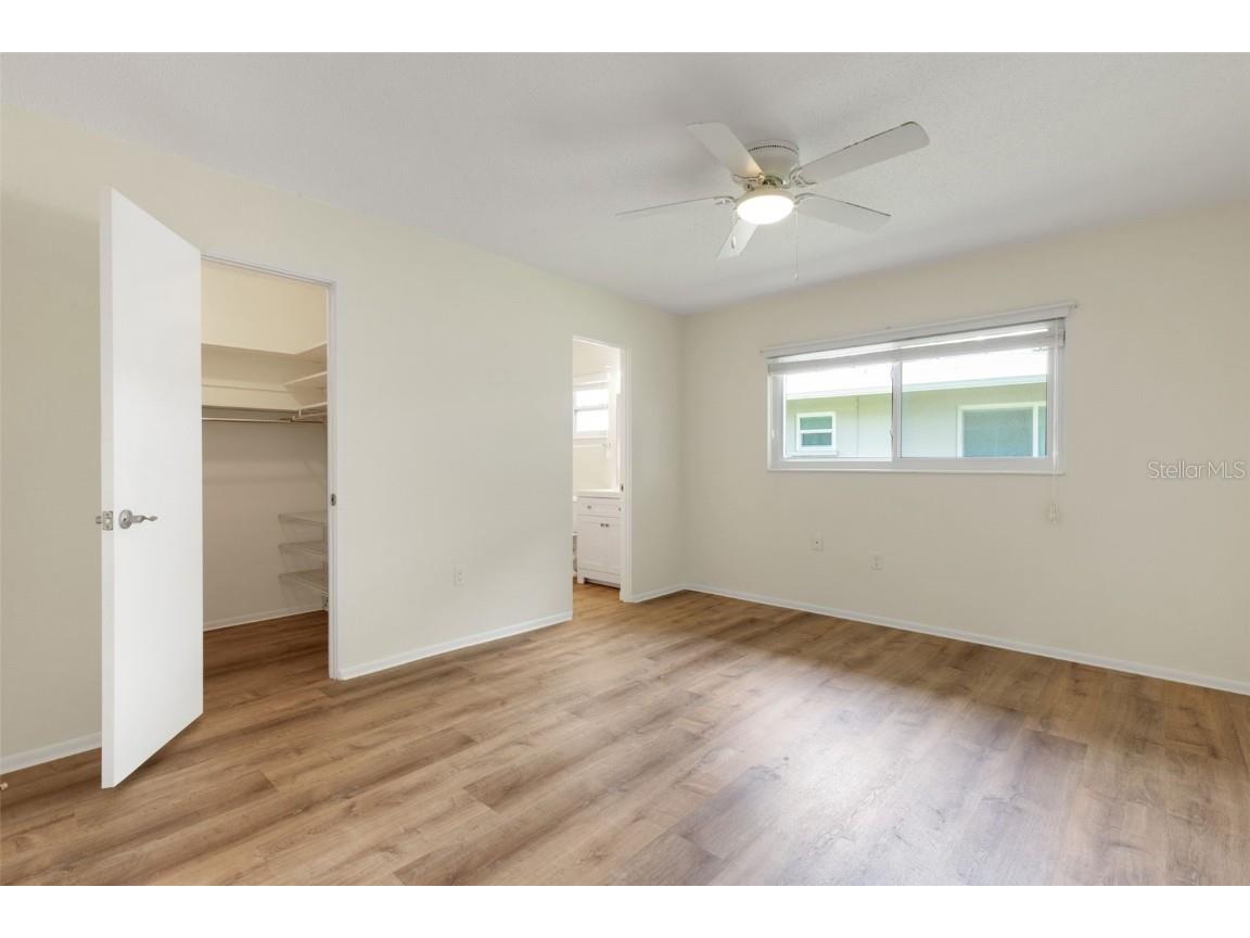 66 Strathmore Boulevard Sarasota FL 34233 A4663179 image16