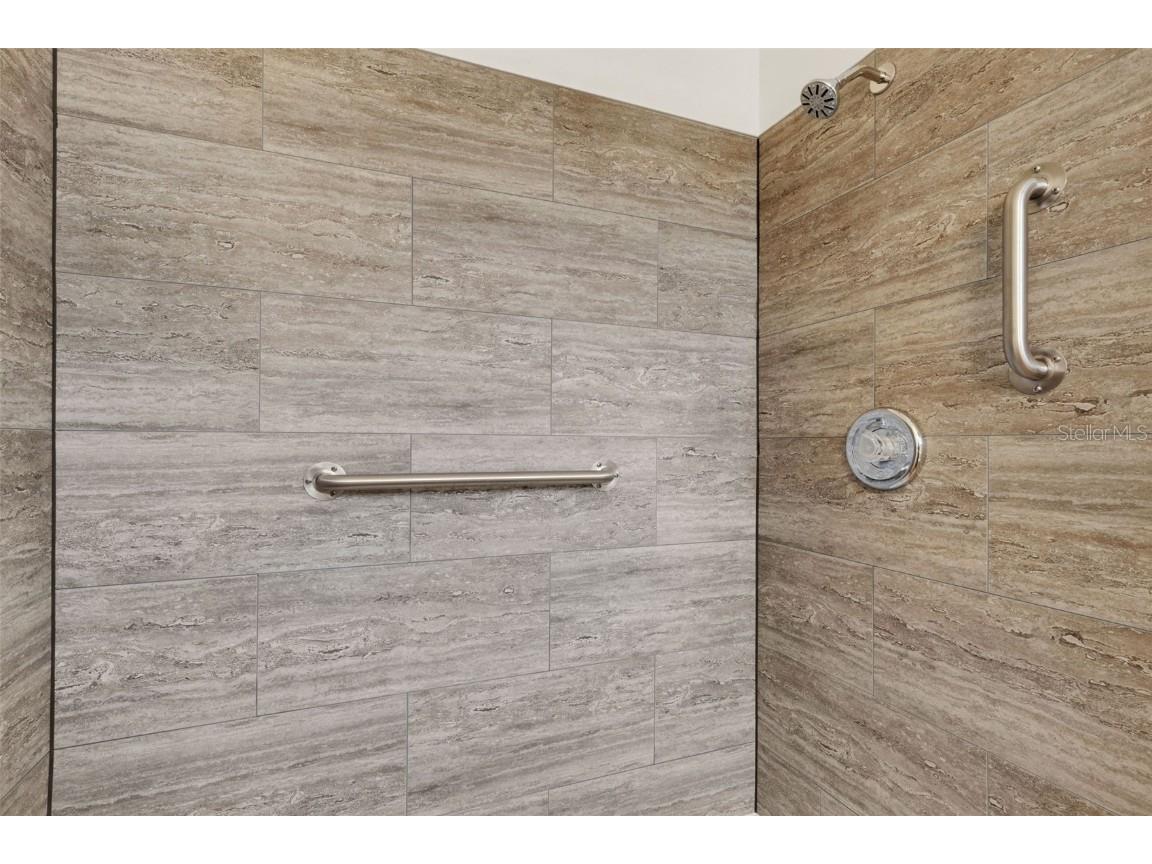 66 Strathmore Boulevard Sarasota FL 34233 A4663179 image21