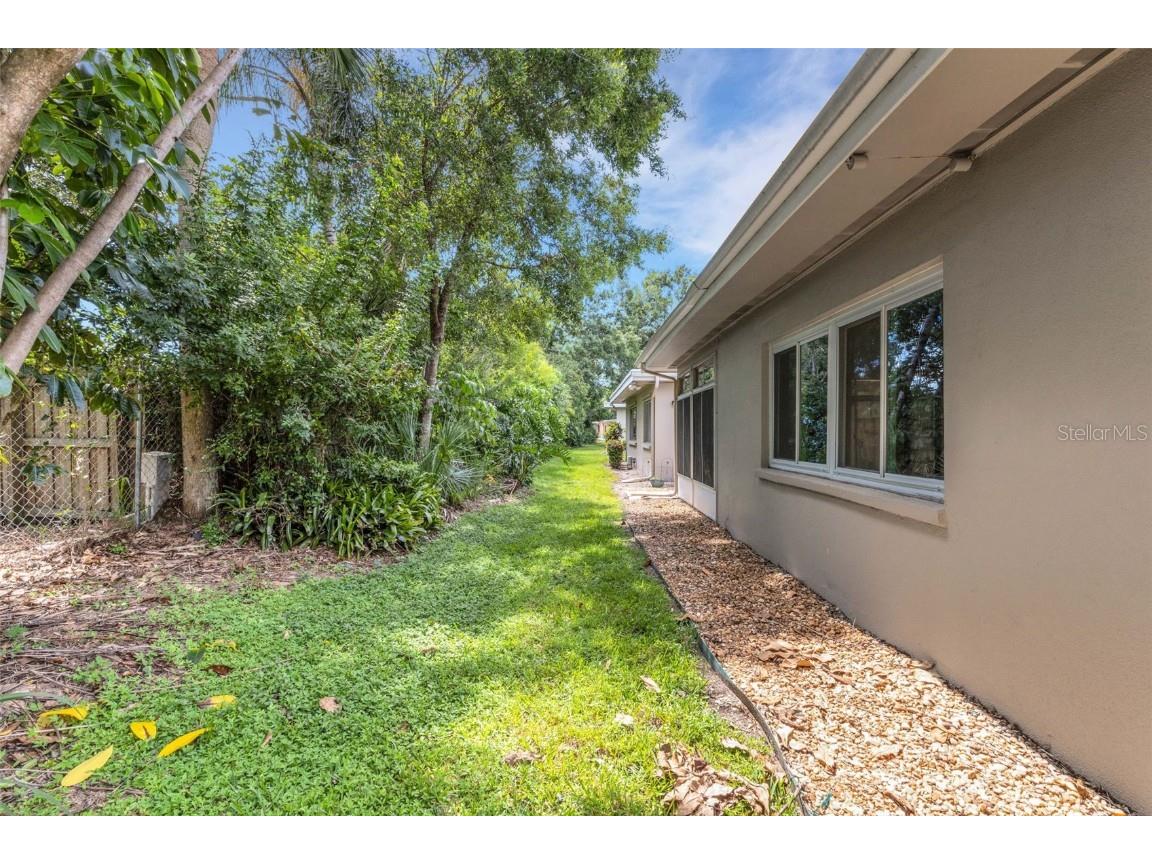 66 Strathmore Boulevard Sarasota FL 34233 A4663179 image34