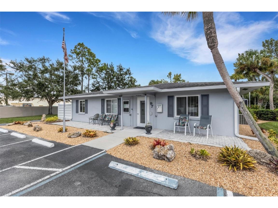 66 Strathmore Boulevard Sarasota FL 34233 A4663179 image36