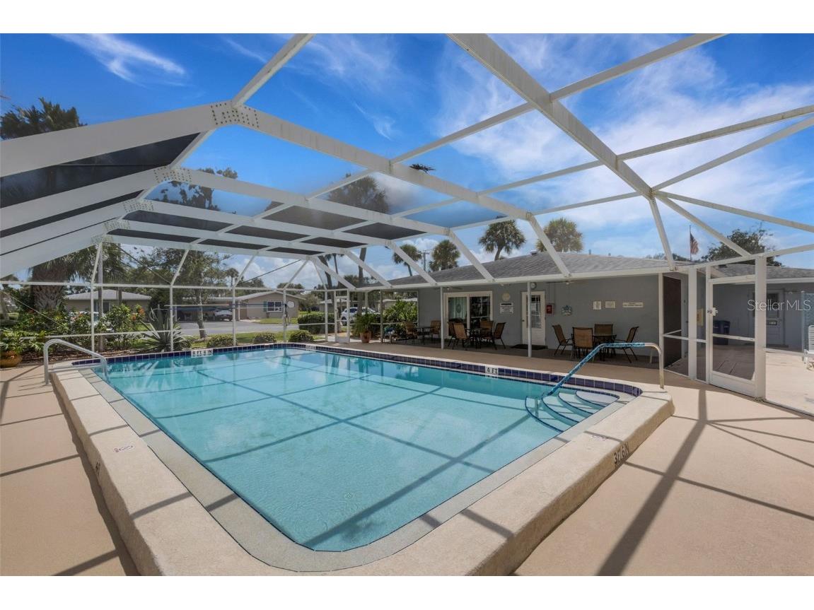 66 Strathmore Boulevard Sarasota FL 34233 A4663179 image4