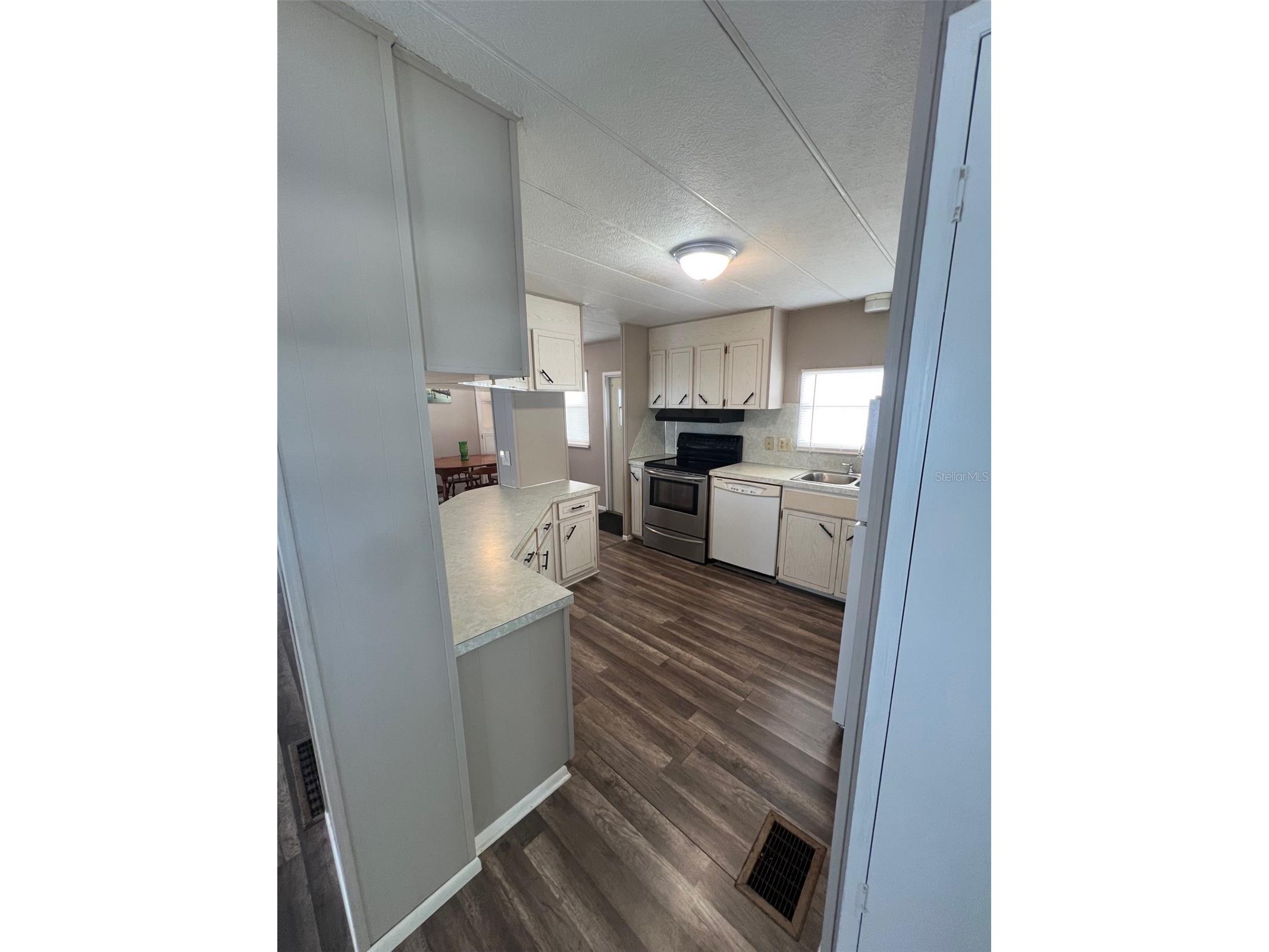 66 Thatch Palm Street W Largo FL 33770 TB8484071 image6