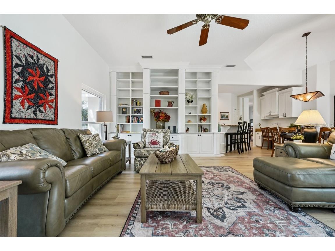 660 Bay Laurel Court NE Saint Petersburg FL 33703 - TAMPA BAY TB8425458 image18