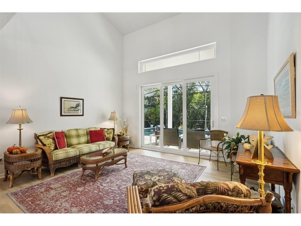 660 Bay Laurel Court NE Saint Petersburg FL 33703 - TAMPA BAY TB8425458 image21