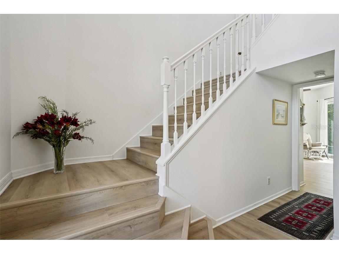 660 Bay Laurel Court NE Saint Petersburg FL 33703 - TAMPA BAY TB8425458 image6