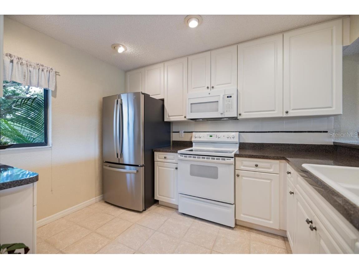 660 Bird Bay Drive W #69 Venice FL 34285 N6140266 image6