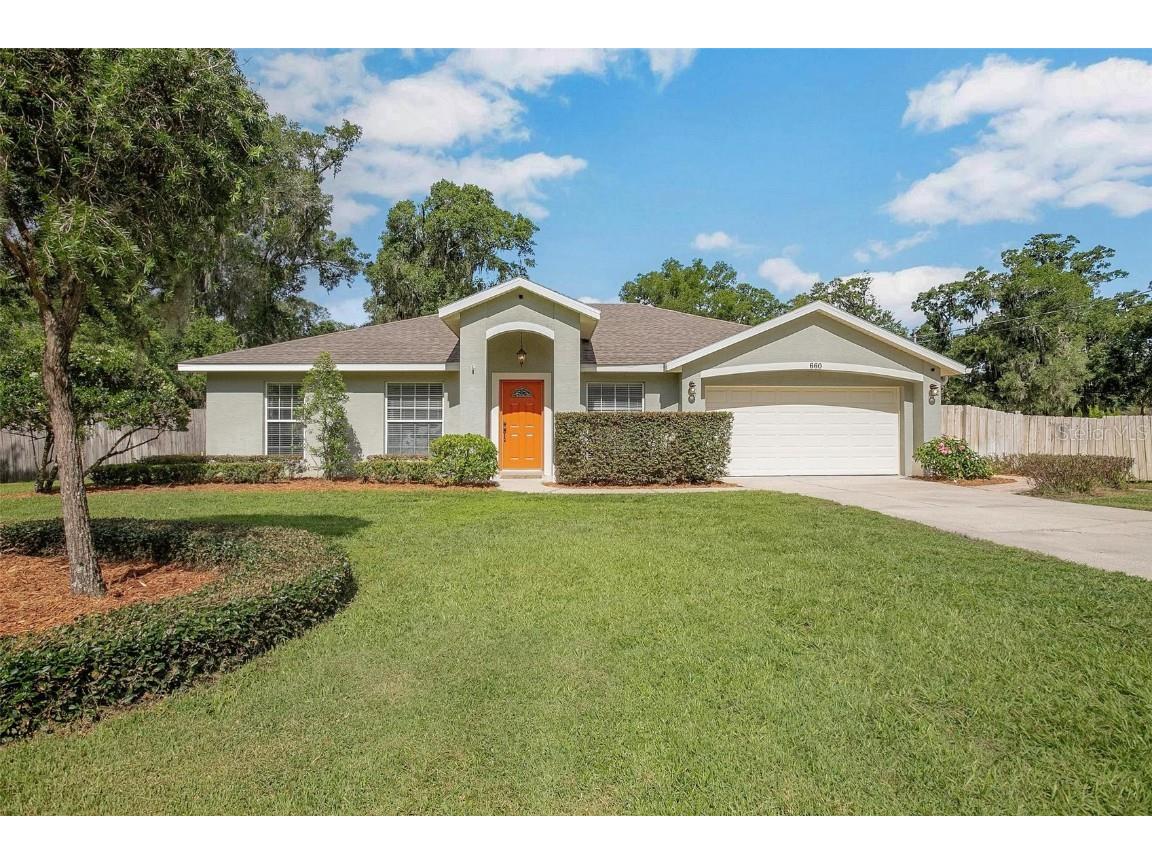 660 Cass Street Deland FL 32720 V4930652 image1