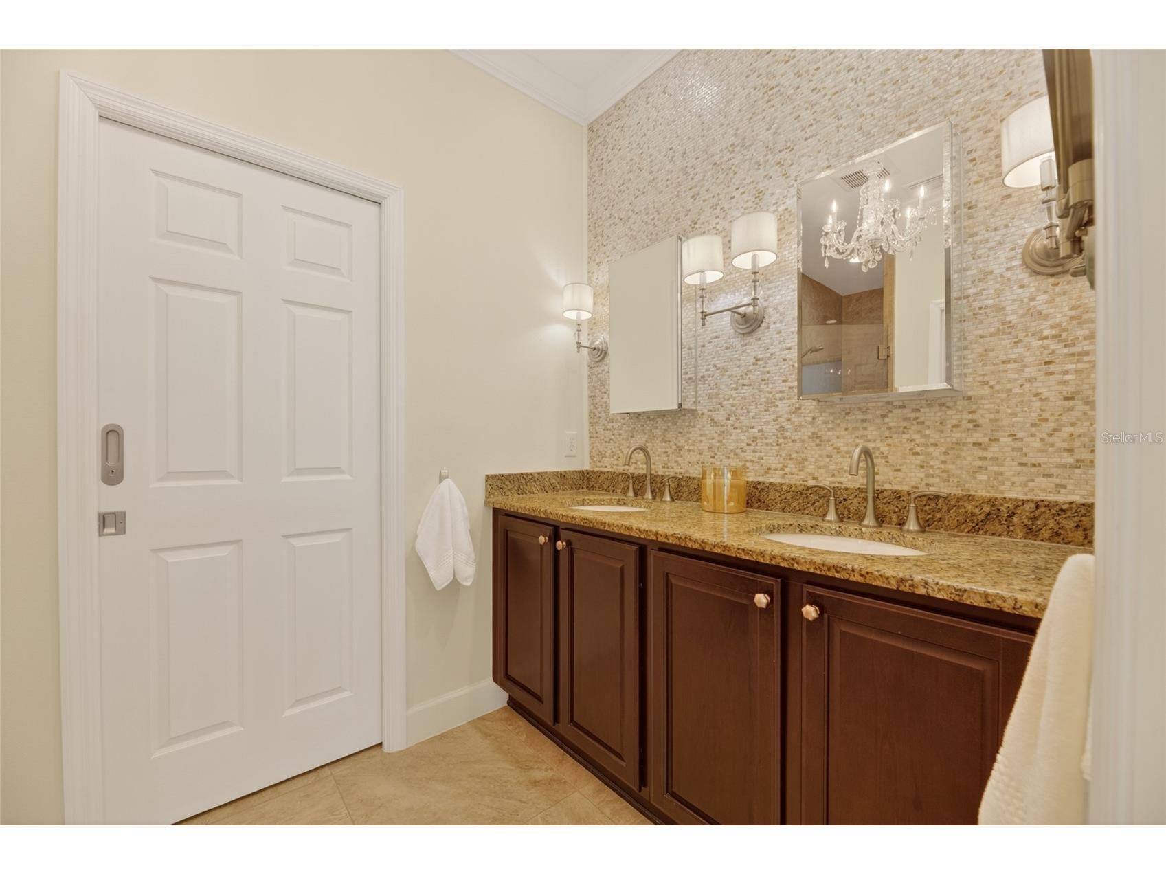 660 Chipper Drive Sun City Center FL 33573 TB8500999 image35