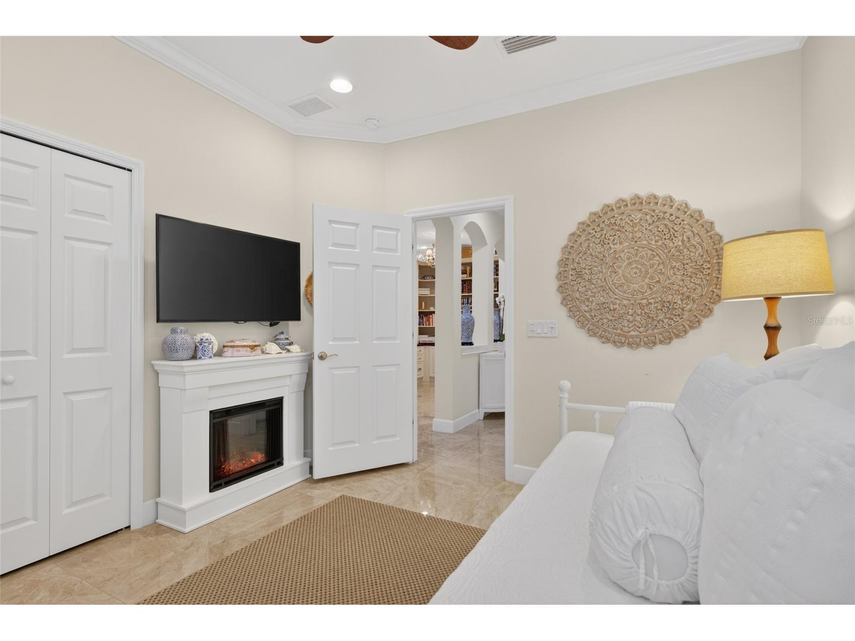 660 Chipper Drive Sun City Center FL 33573 TB8500999 image40