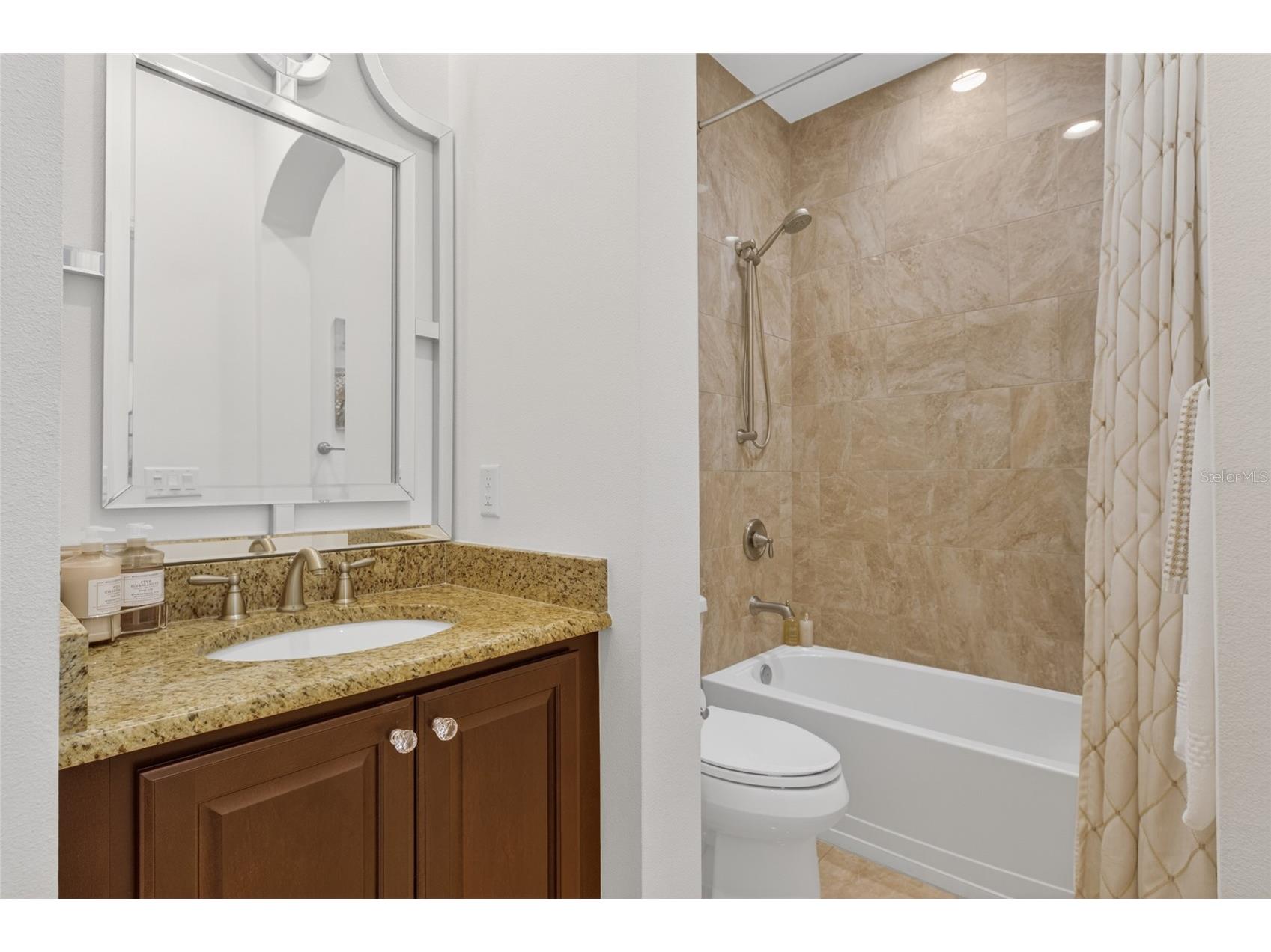 660 Chipper Drive Sun City Center FL 33573 TB8500999 image41