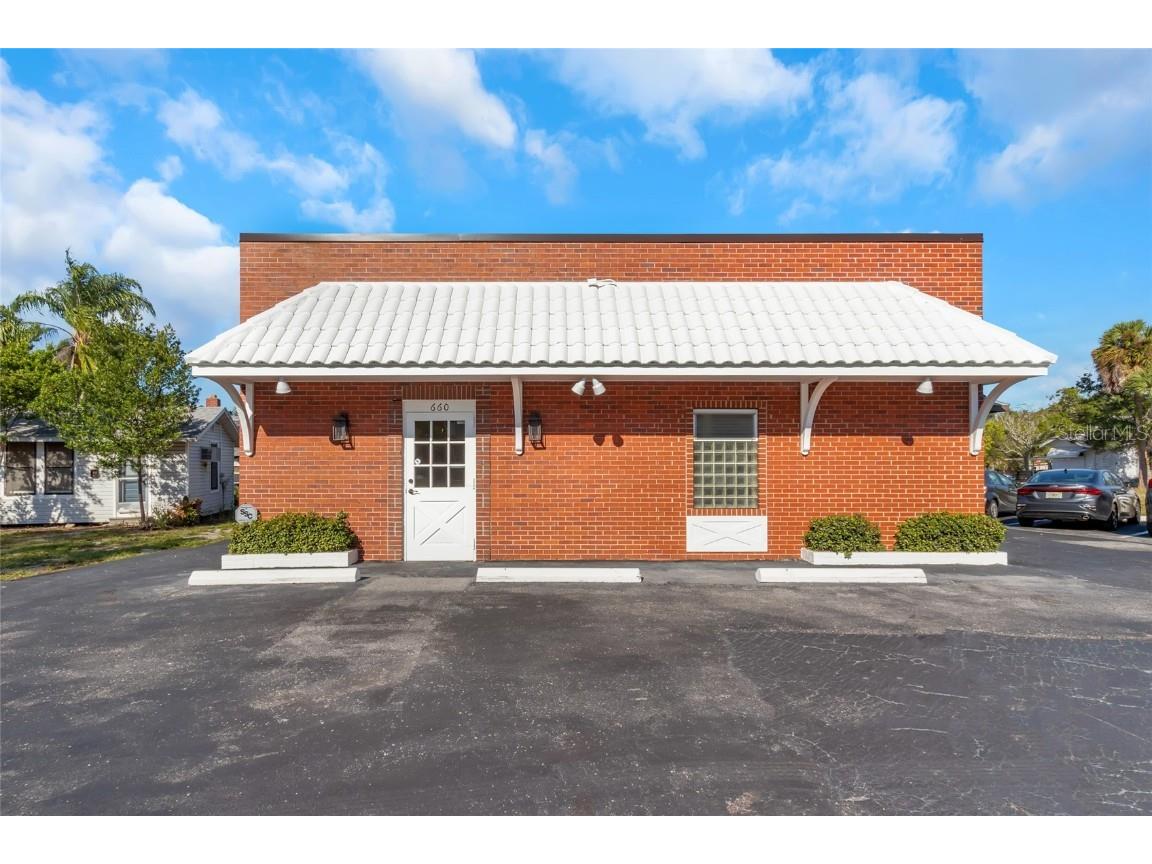 660 Douglas Avenue Dunedin FL 34698 U8180415 image1