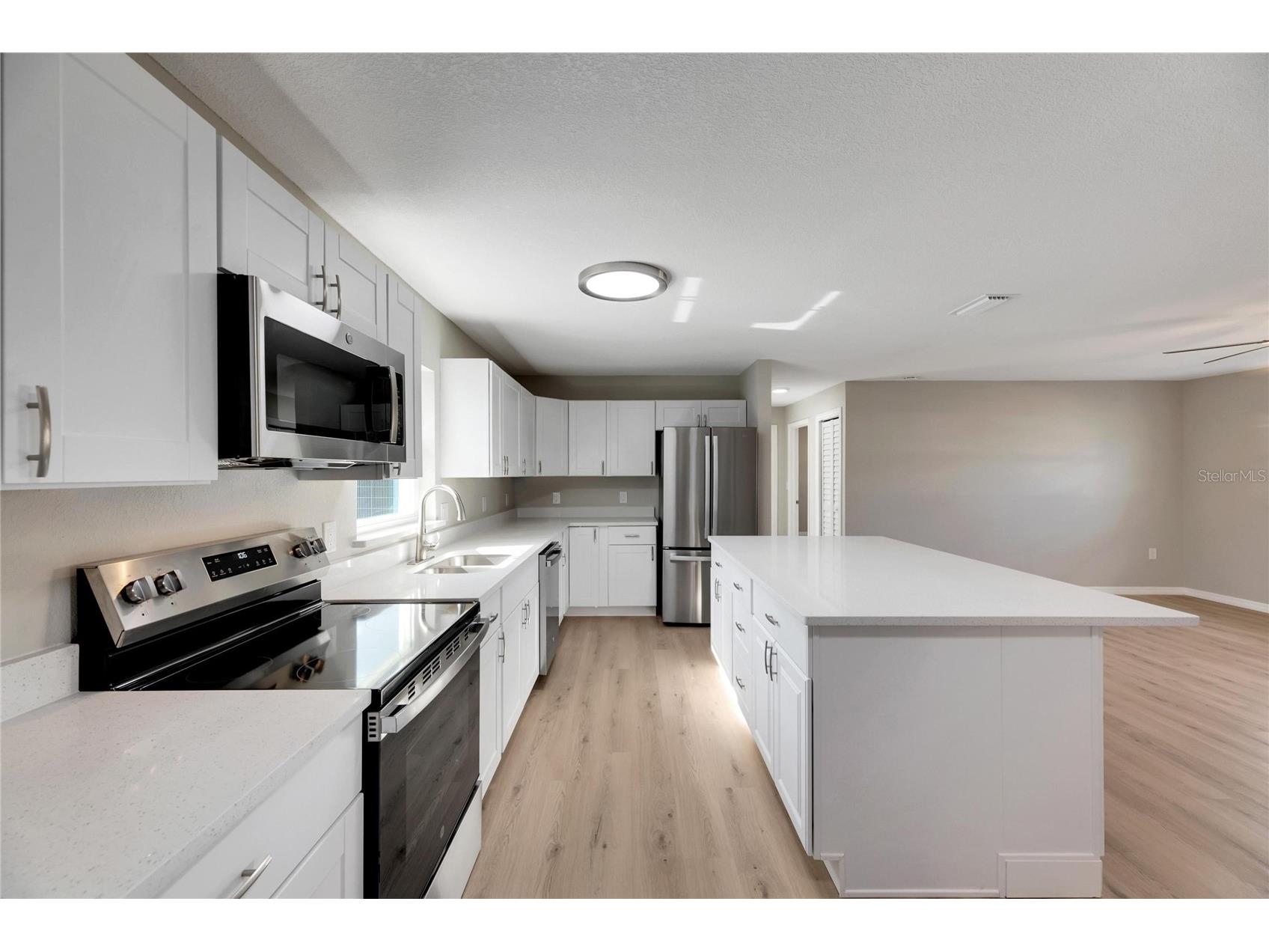 660 Flamingo Drive Apollo Beach FL 33572 TB8487304 image20