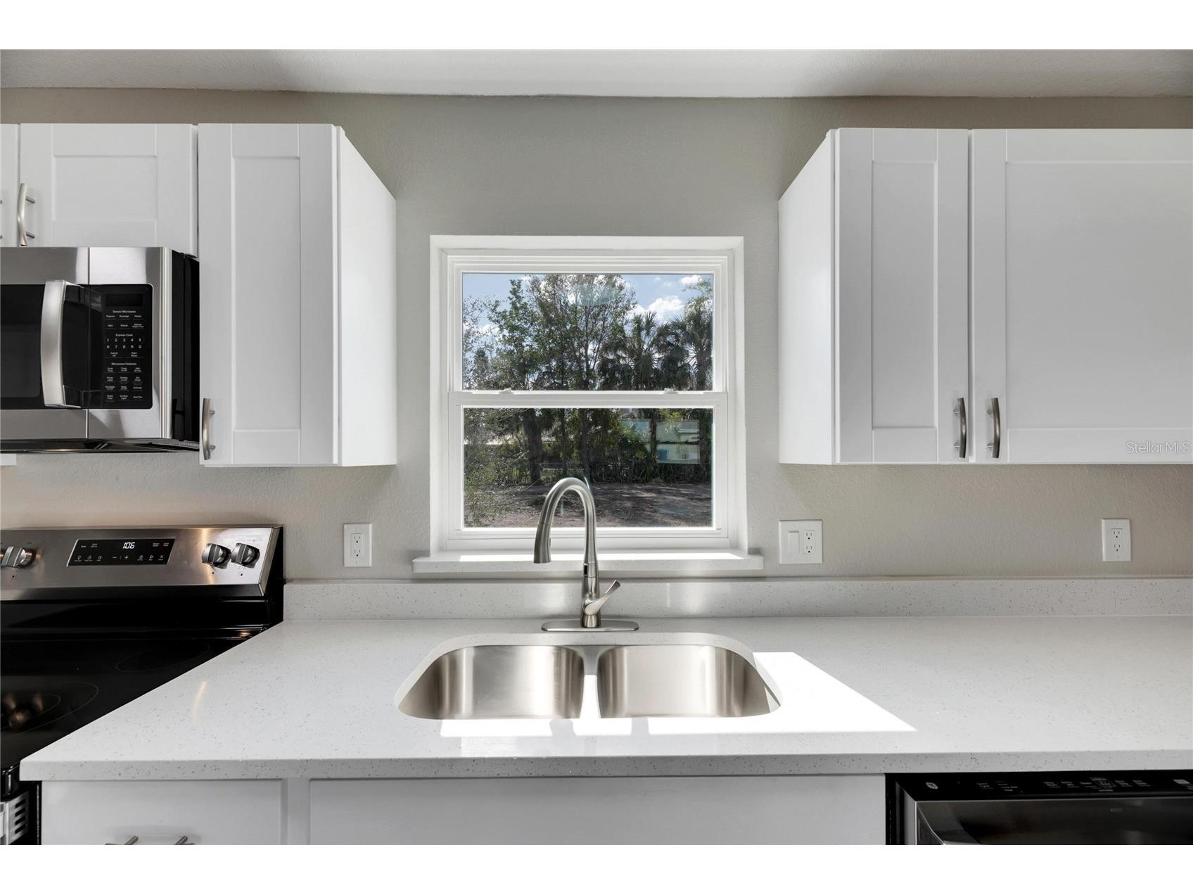 660 Flamingo Drive Apollo Beach FL 33572 TB8487304 image21